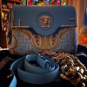 FENDACE LA MEDUSA Blue MEDIUM Baroque Purse